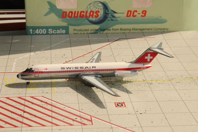 Swissair DC-9-32 (HB-IFK), 1:400
