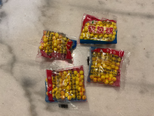 02J ... Billes  6 mm mousse polyuréthane pour lance pierre enfant et cibles fléchettes connectées 