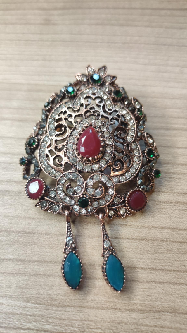 Broche baroque 