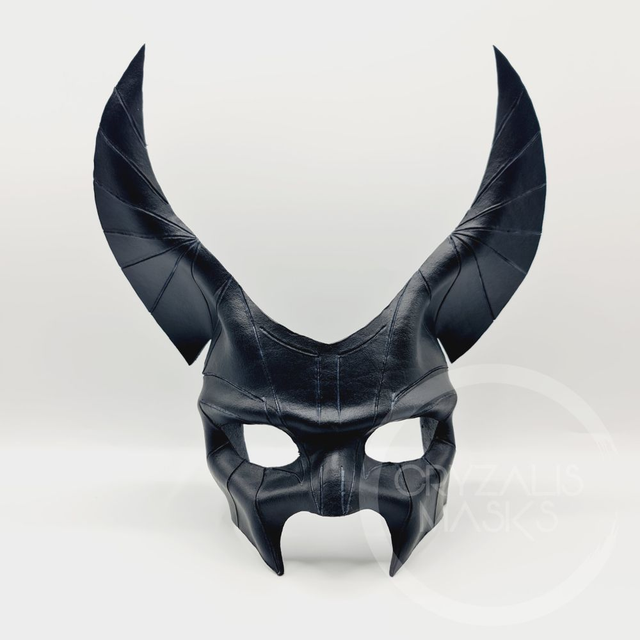 Jackal mask with UV  