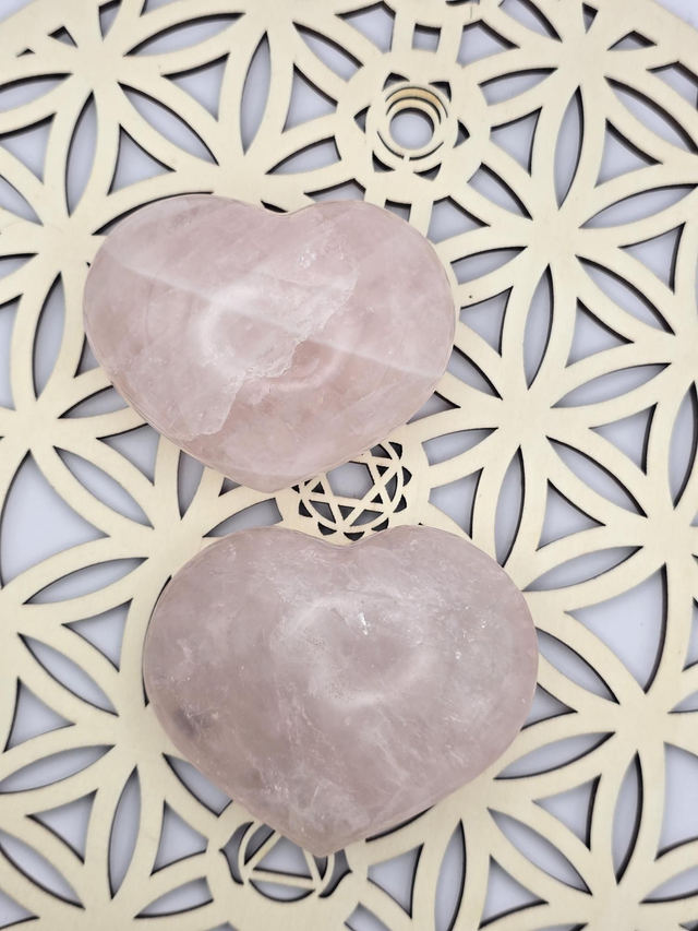 Quartz rose forme cœur 