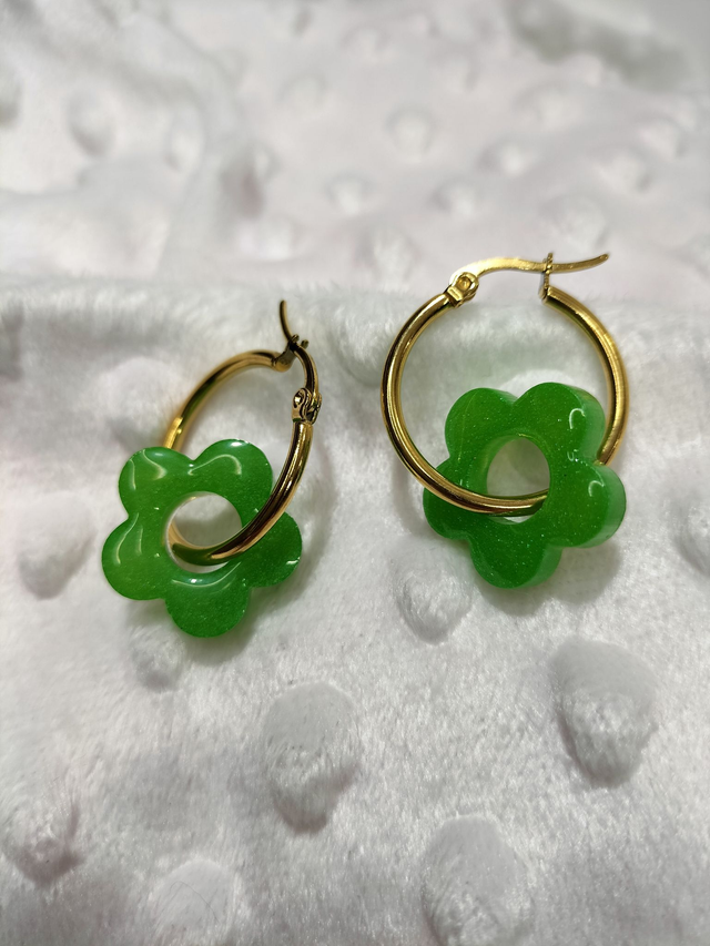 Créoles fleurs vertes