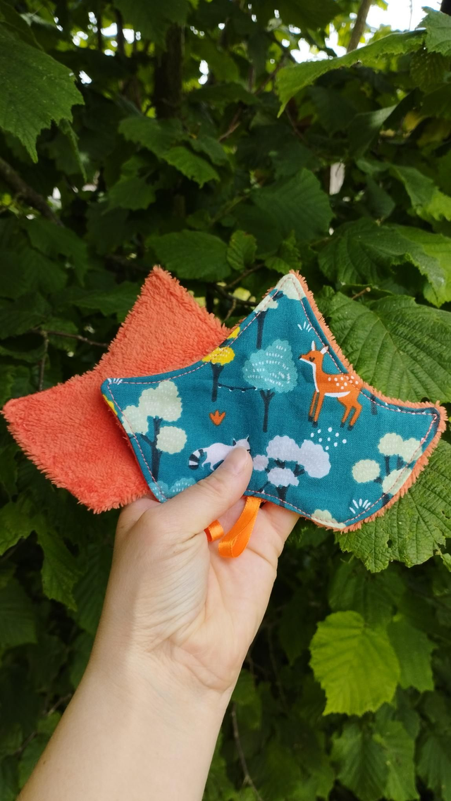 Lot de 2 lingettes feuilles, animaux de la forêt fond vert, printanier, printemps