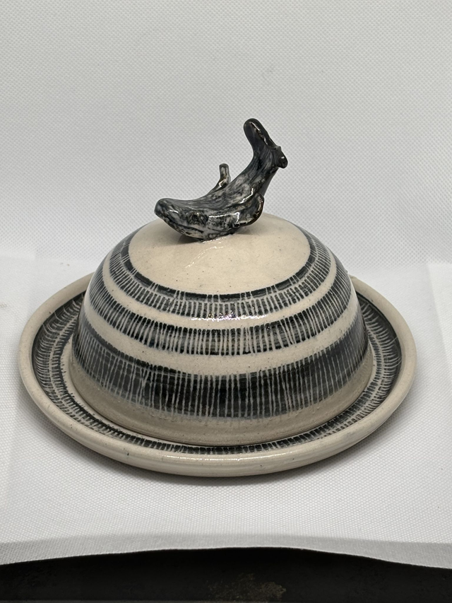 BUTTER DISH WHALE 
