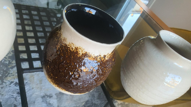 Vase faïence tacheté 