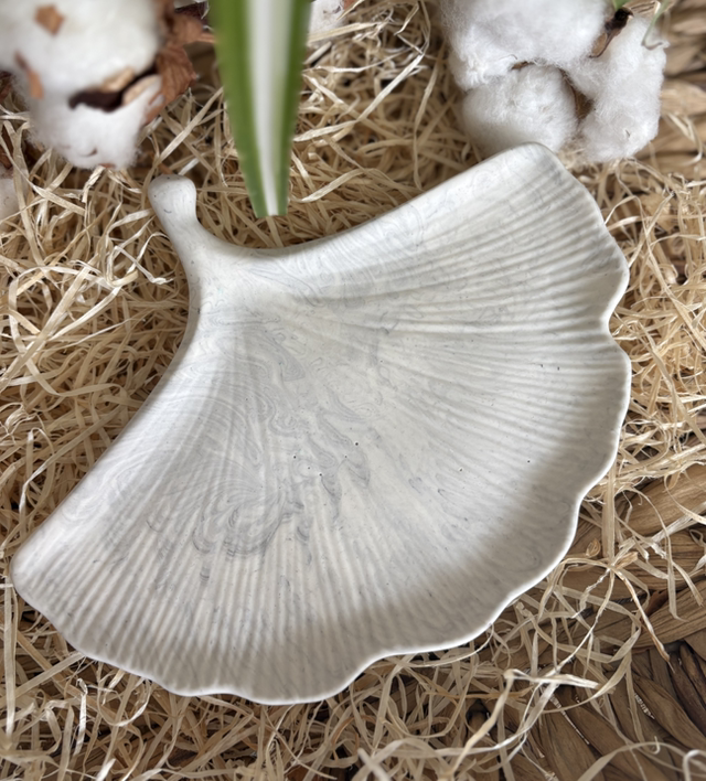 Plateau Ginkgo en jesmonite : Effet marbre 