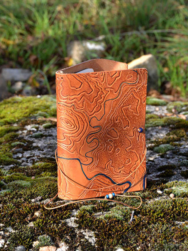 Couvre-carnet "Le baroudeur"