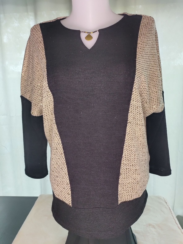 Pull taille 4 
