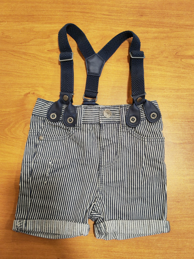 Short à bretelles 3 mois