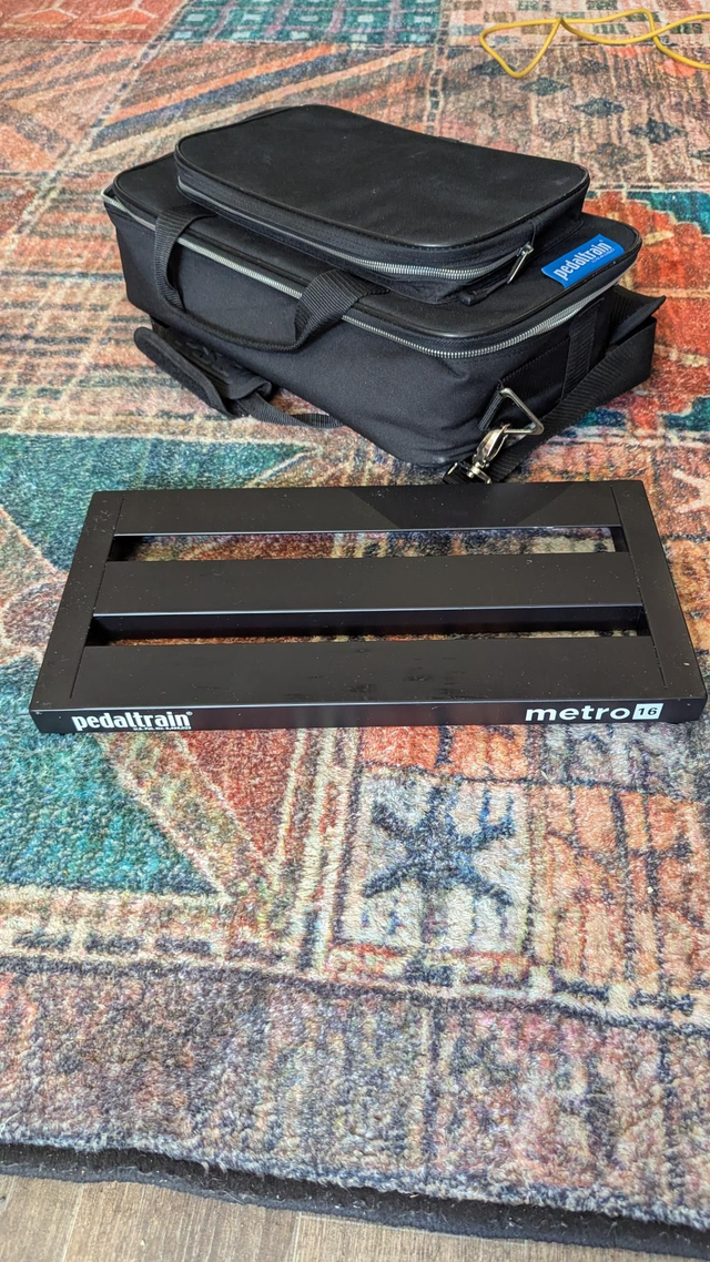 Pedal train metro 16 with bag