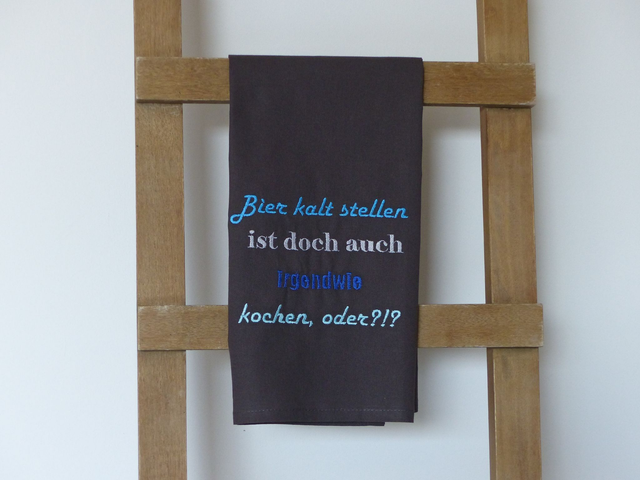 Geschirrtuch anthrazit „Bier kaltstellen ist doch auch irgendwie kochen“