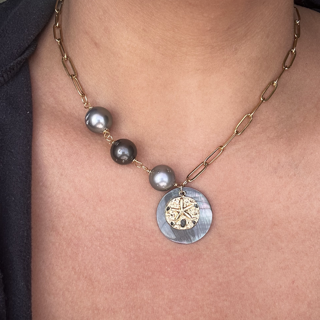 Collier Hiva
