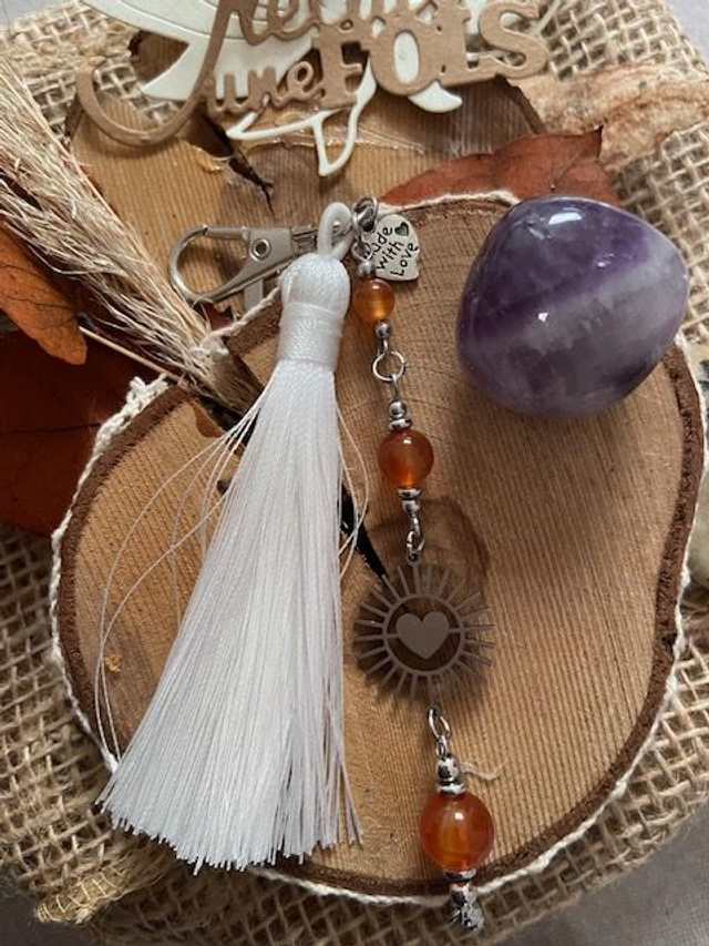 Bijoux de sac "Éclat d’Élan" en Cornaline