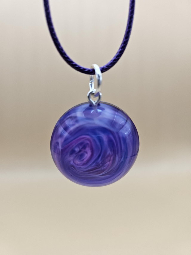 Pendentif en résine - Violet 3D