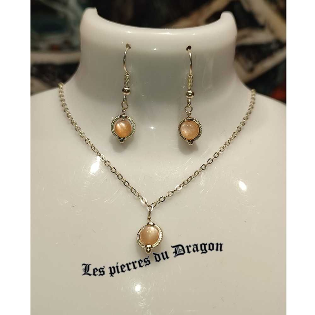 parure féminin sacré