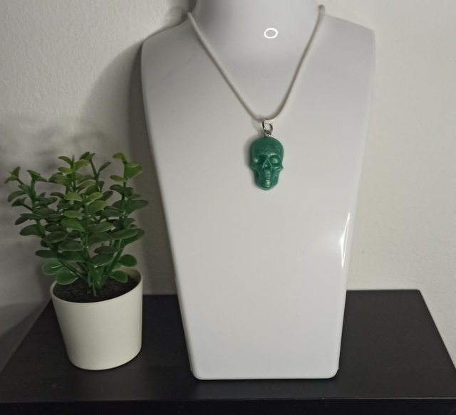 Pendentif SKULL turquoise 