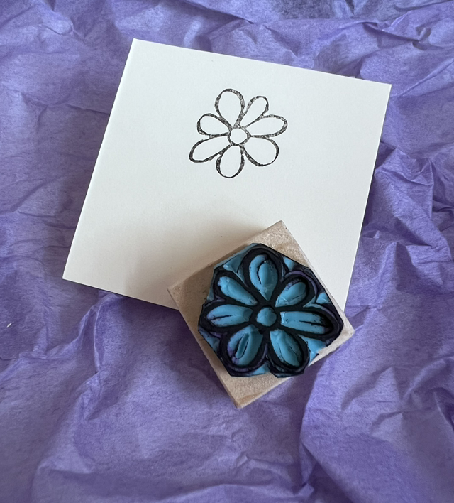 Tampon fleur type marguerite - stamp-tober 2024