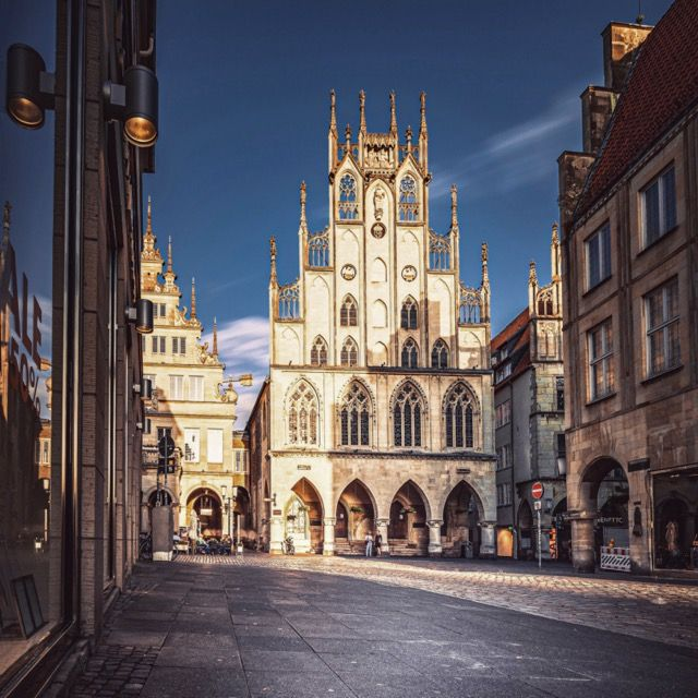 Blick zum Rathaus