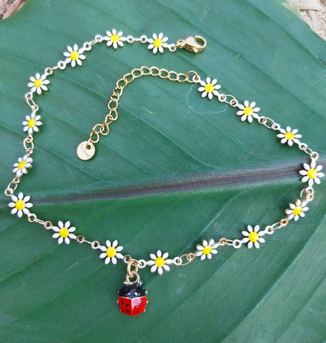 ✨Bracelet de cheville marguerites dorées et petite coccinelle✨(4CHE)