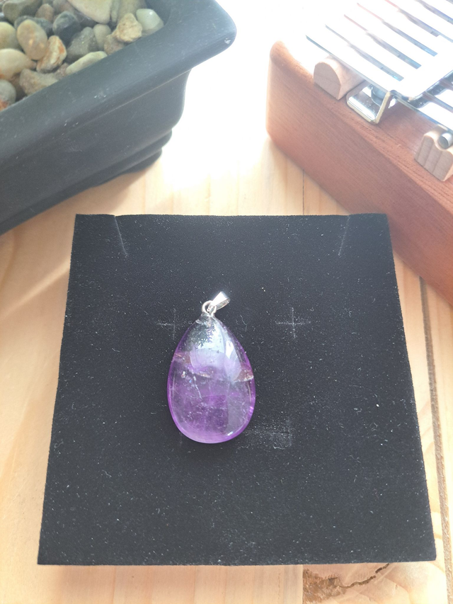Pendentif larme améthyste