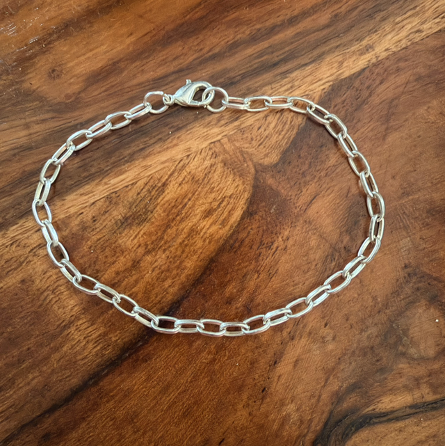 Silver tone bracelet to fit up to 7.5” wrist