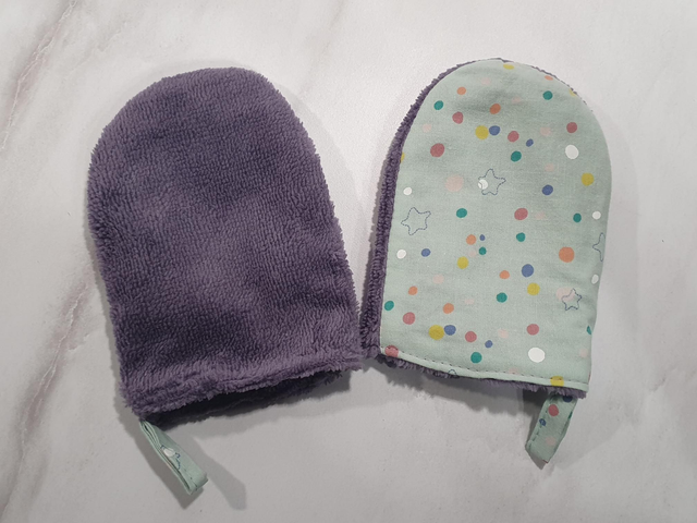 Gant de toilette enfant violet ♻️