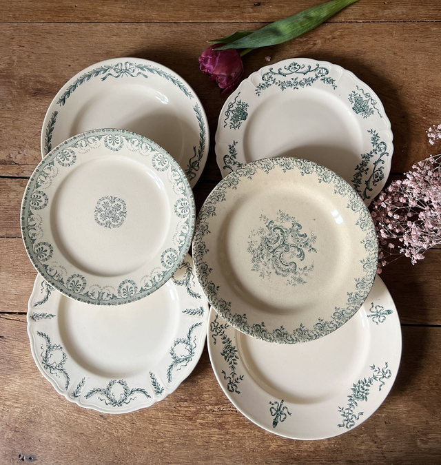 BELLEVILLE - Suite de 6 assiettes plates dépareillées - Terre de Fer