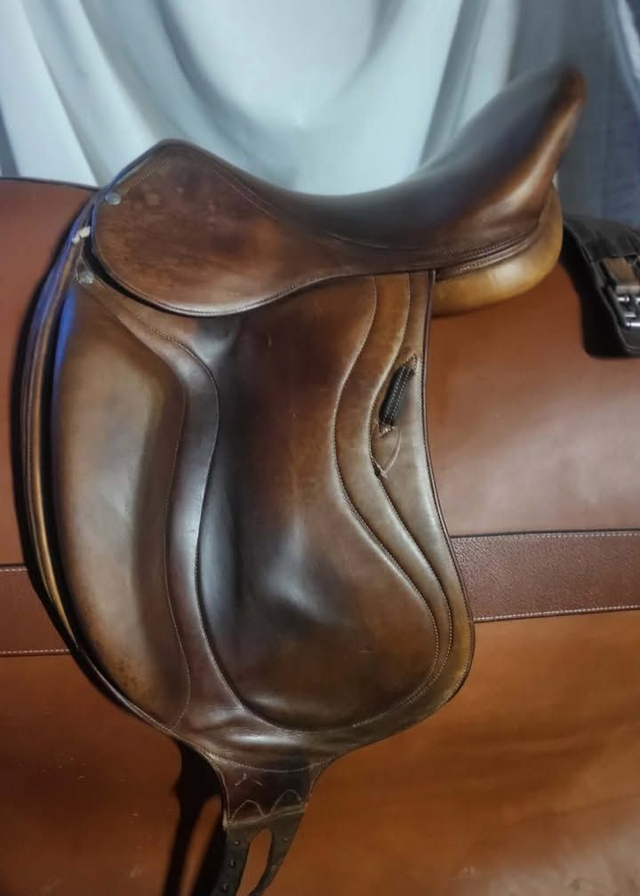 Selle de dressage Belloir 17,5"