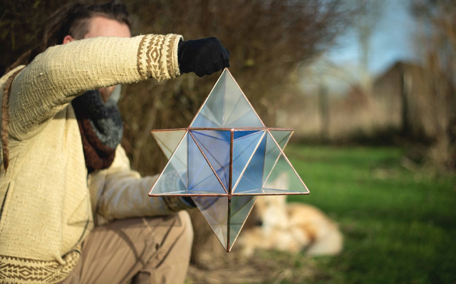 Merkaba en verre 38 cm