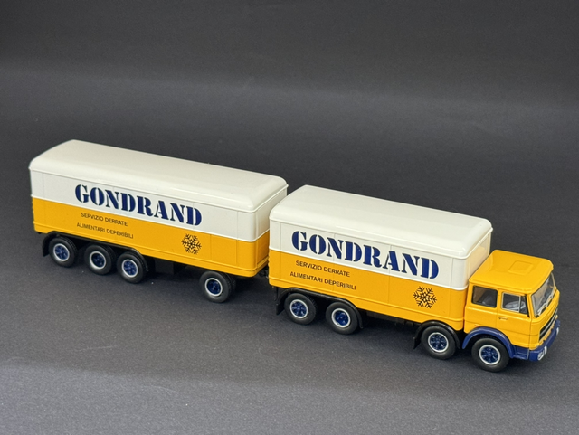 Fiat 691 Millepiedi, Gondrand, Kofferzug, 1970 Brekina 1:87