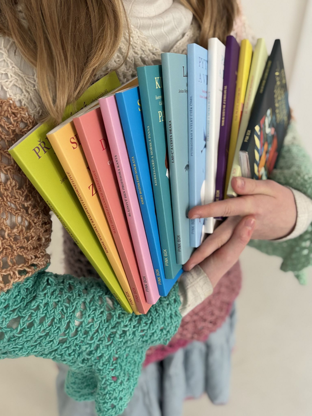 sada 11 knih edice Monáda