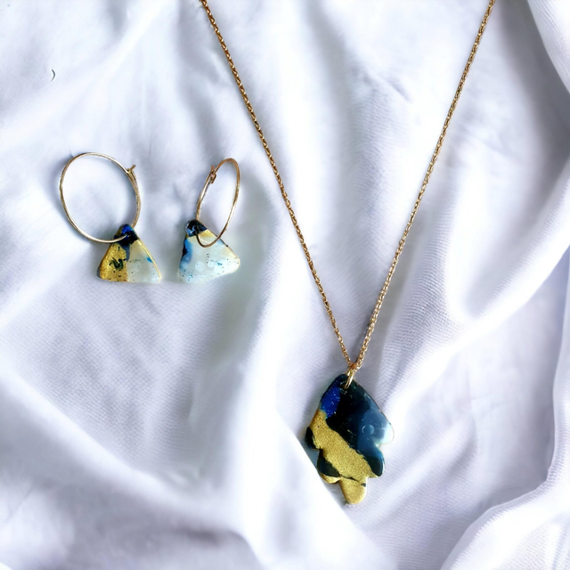 Bijoux or et transparence