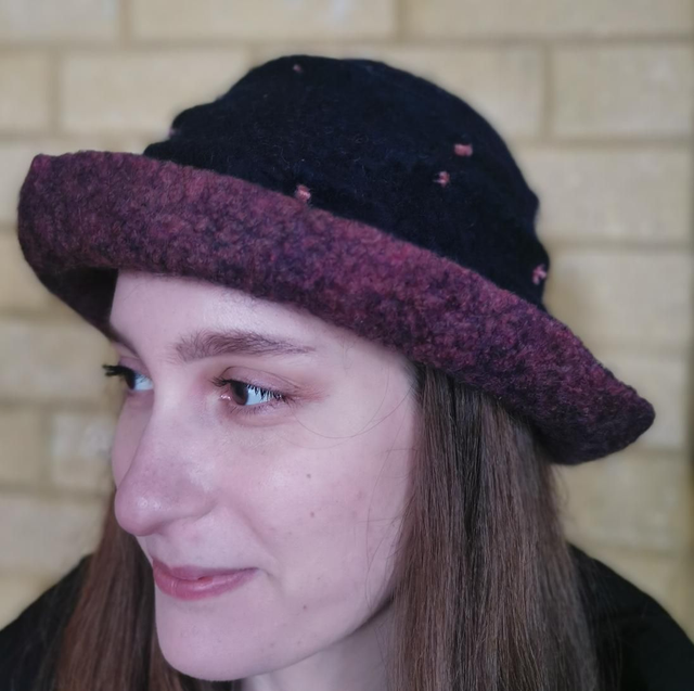 Navy blue ladies wool hat