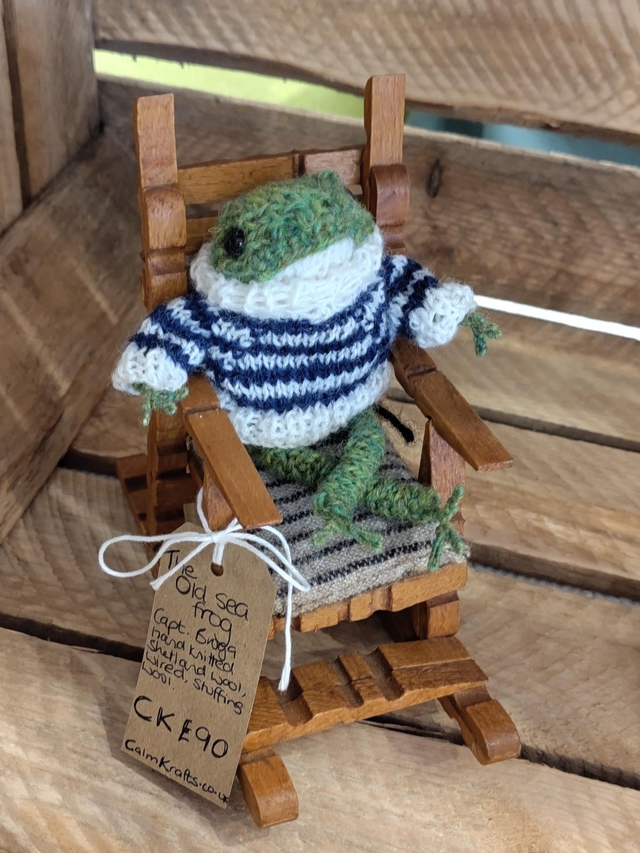 Capten Broga Mariner Wardrobe