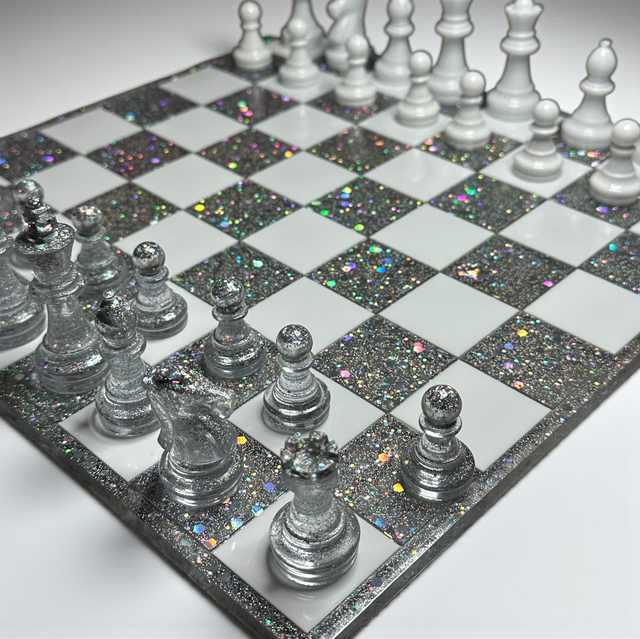 Échiquier Blanc & Paillettes holographiques