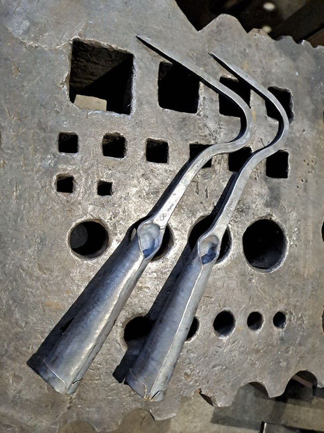 Crochet de desherbage