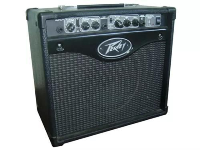 Amplificador Cubo de Guitarra Peavey Rage 158 Cód 033