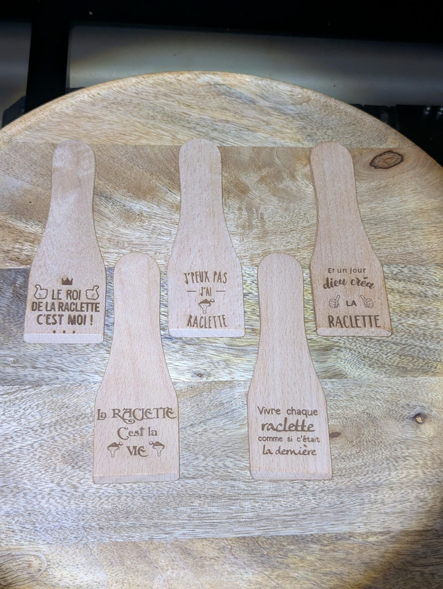 Spatule a raclette personnalisée 