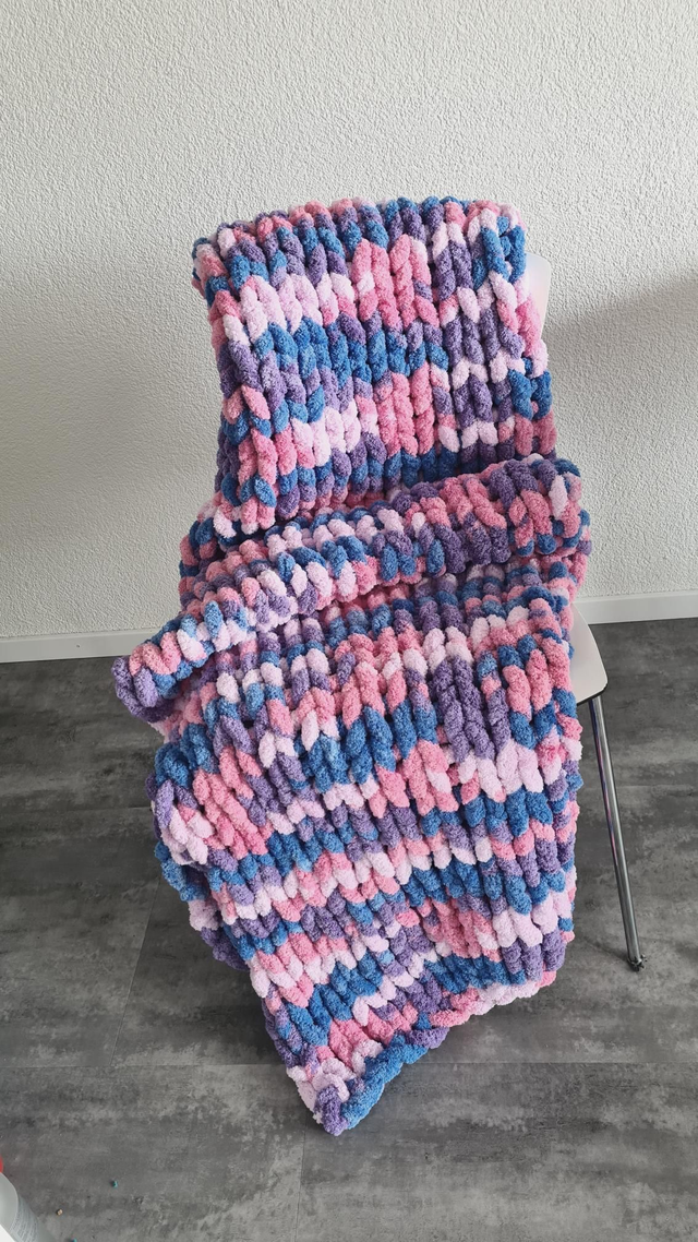 Couverture Chunky fils mix chenille/imitation fourrure tons rose