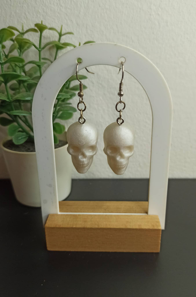 Boucle d&#039;oreille tête de mort (438)