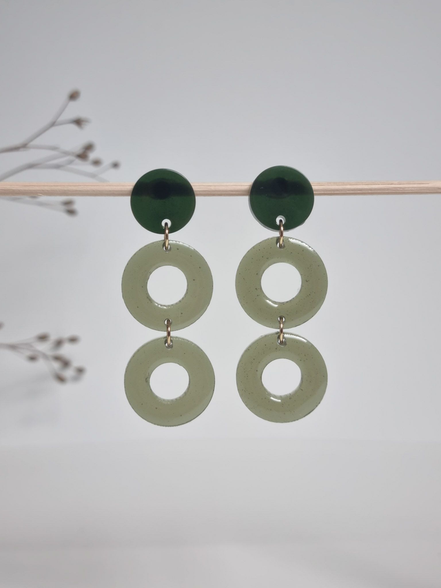 Cascade rond : kaki uni