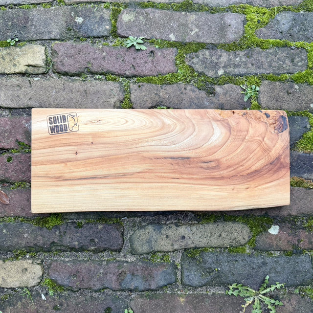 Borrelplank van iepen