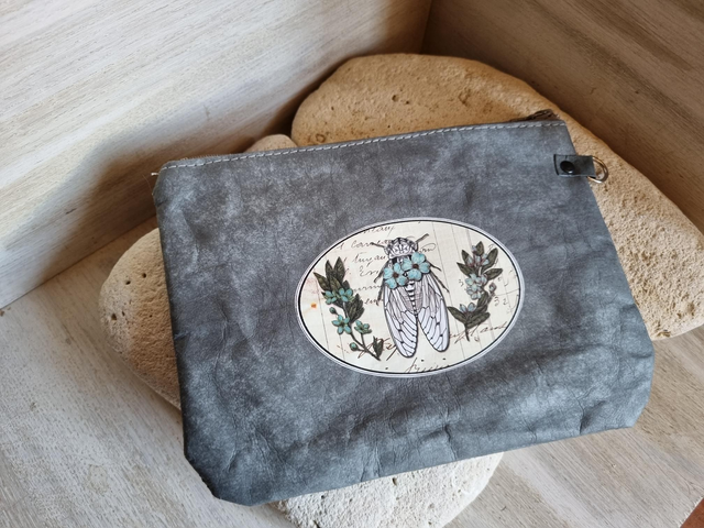 Petite trousse gris vert