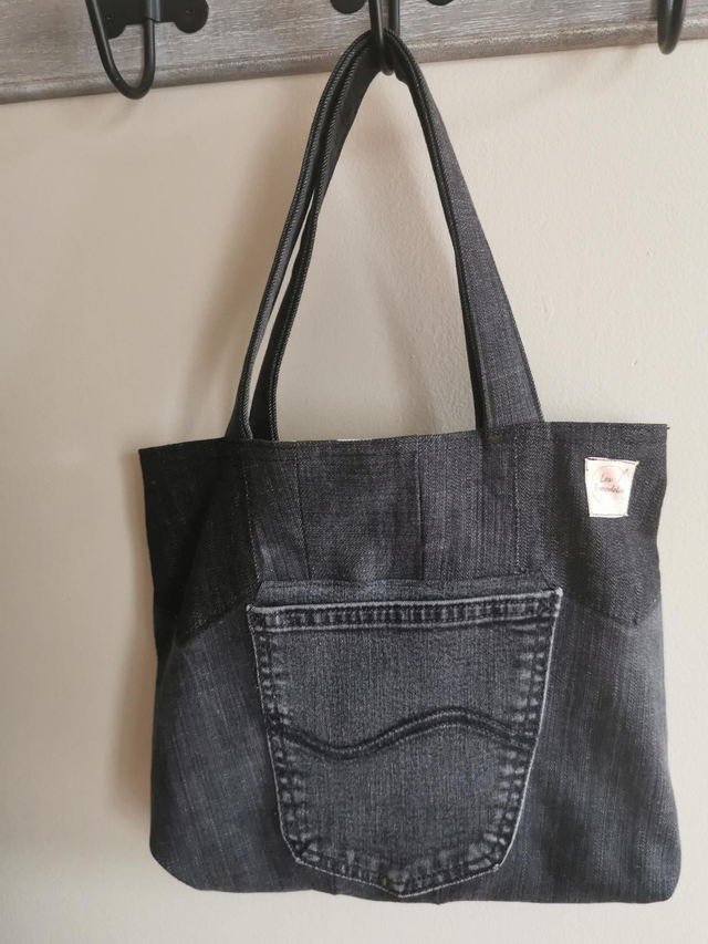 Sac cabas réversible en jean et tissu fleuri - Pièce unique