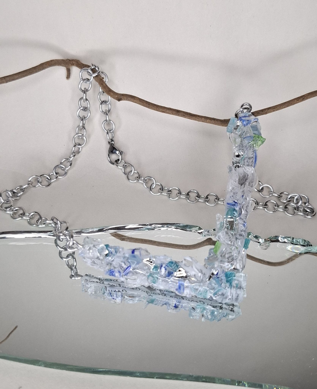 Pitelemätön - Veden vahva, kaulakoru