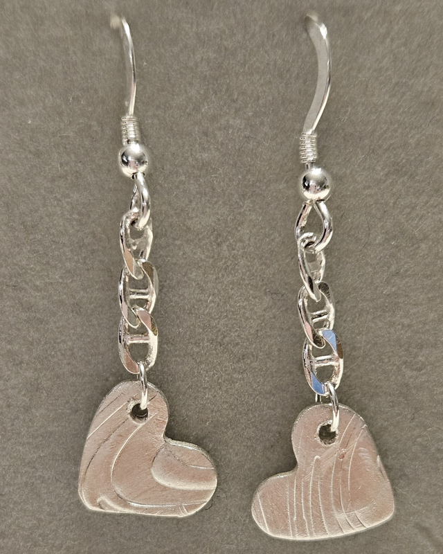 Short marina chain hearts