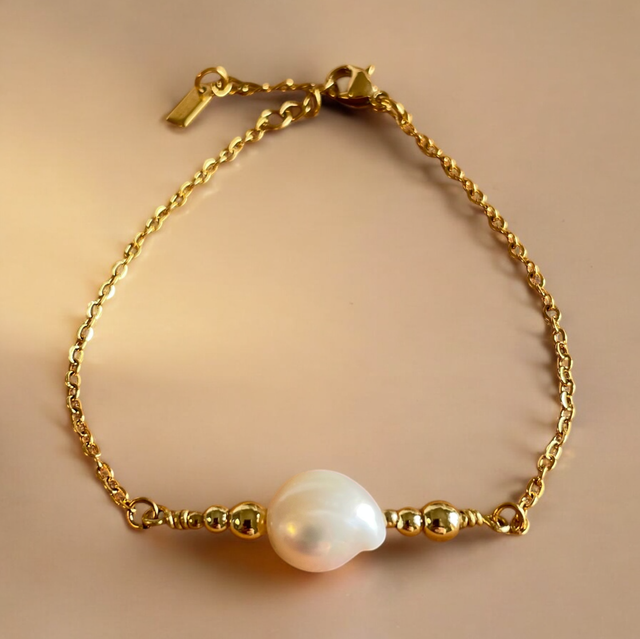 Bracelet minimaliste avec perle d’Eau Douce