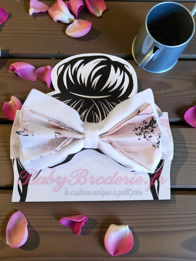 Bandeau bébé blanc et motf floral rose claire