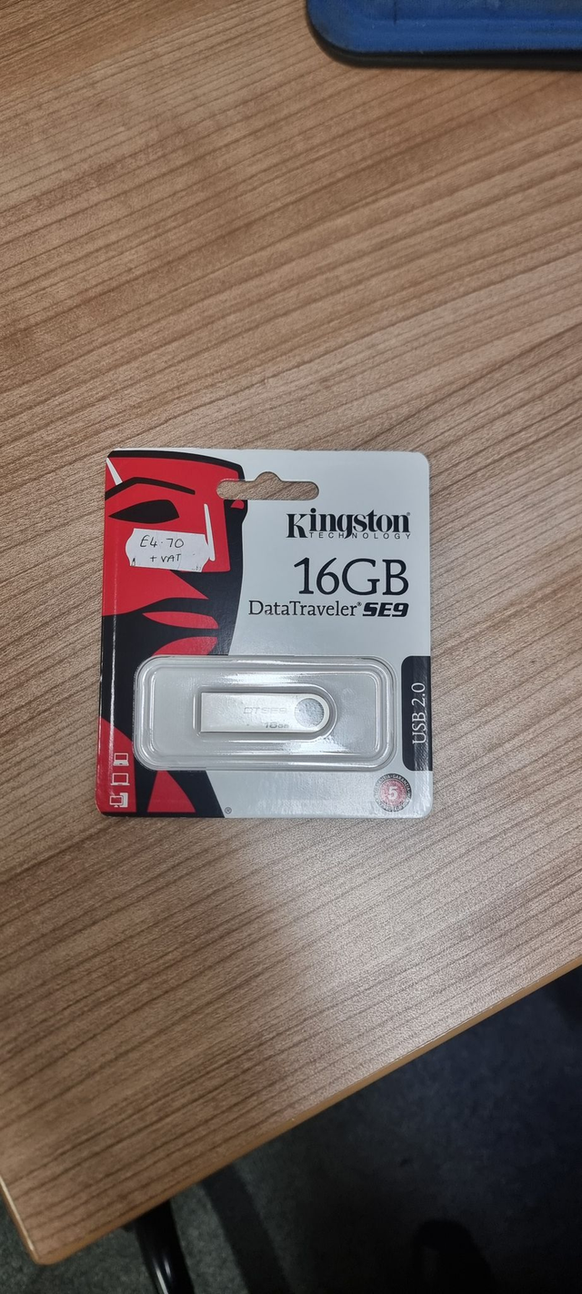 16GB USB 3.0 DataTraveler SE9 G2 (Metal) 100MB/s read