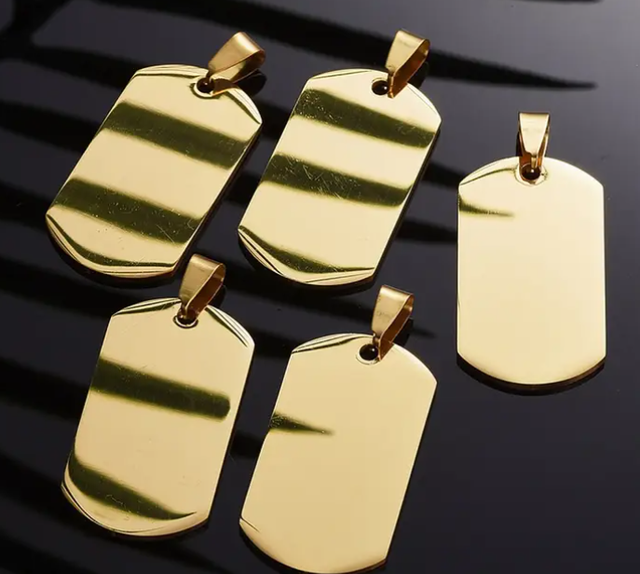 💎 Pendentif Doré en Acier Inoxydable 304 – Élégance et brillance au naturel ✨🔗